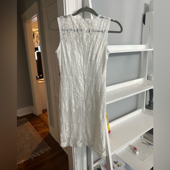 Lace white dress - Picture 3 of 5